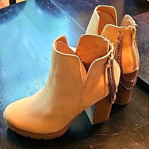 Sold: Report Beige Suede Boots